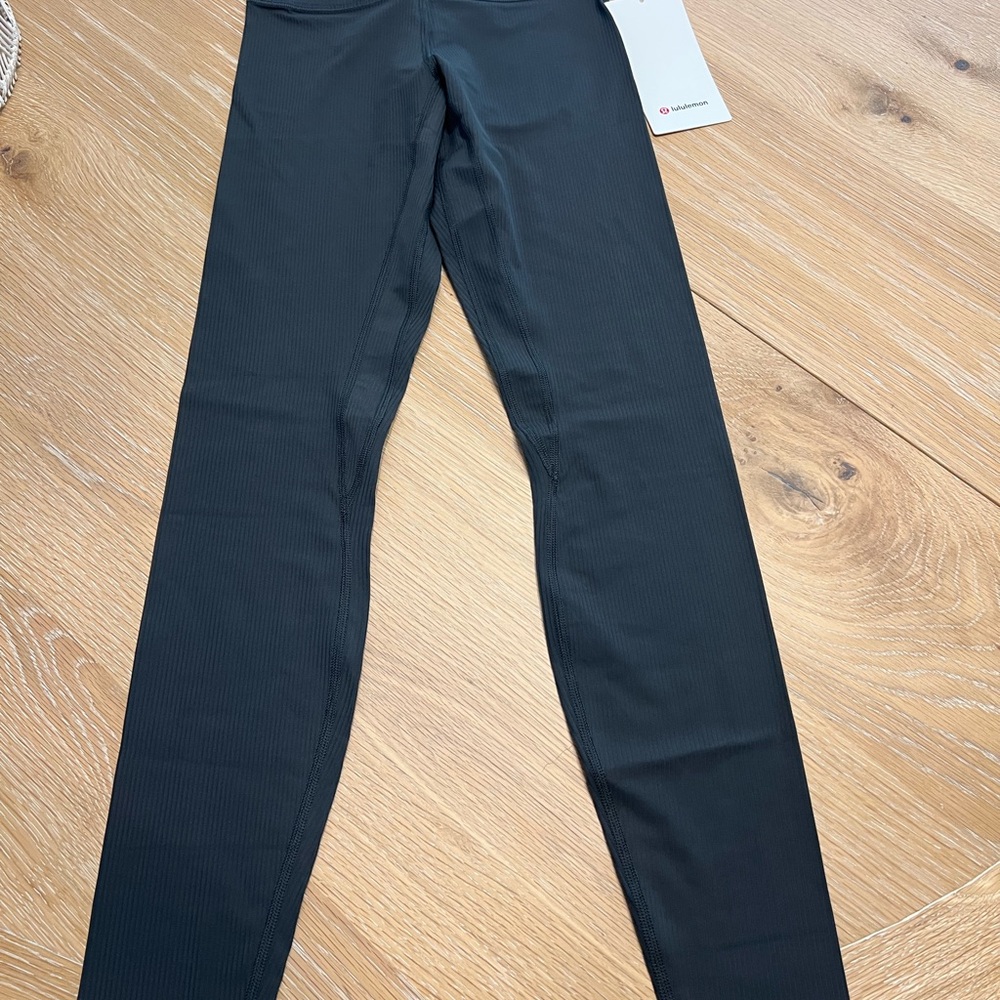 Lululemon Athletica Gray Ribbed HR Pants